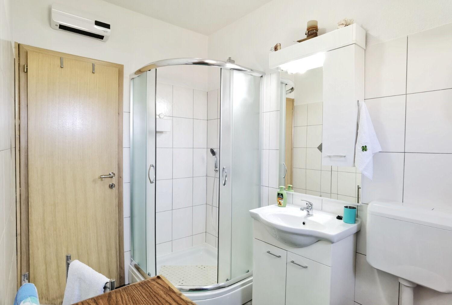 Apartments Adria - Seafront & Seaview Lukovo Šugarje Extérieur photo
